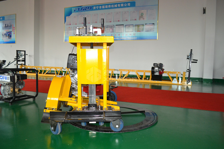 井蓋探花系列在线观看 (3).jpg 井蓋探花系列在线观看 (3).jpg